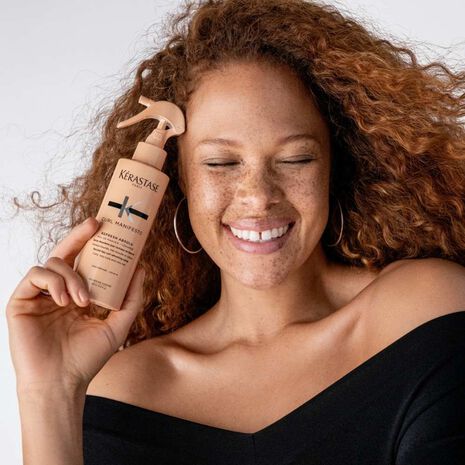 Curl Manifesto Miracle Curl Refreshing Spray